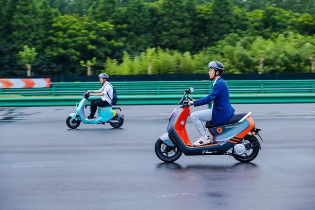 電動車電池的正常壽命是多少？多久換一次最佳？答案來了！