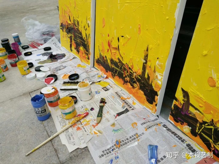 墻繪用什么顏料和工具_(dá)游泳館墻繪用什么顏料_墻繪顏料用水彩可以嗎